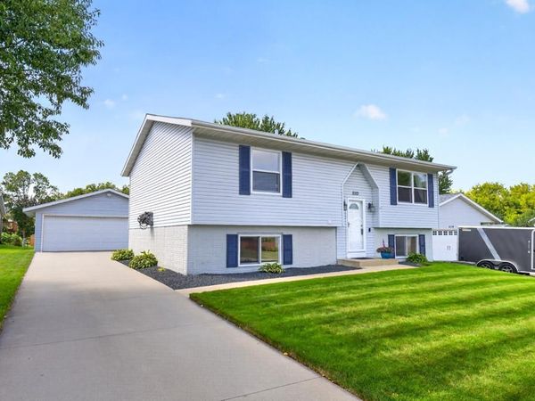 5113 19 1/2 Avenue Lane NW, Rochester, MN 55901