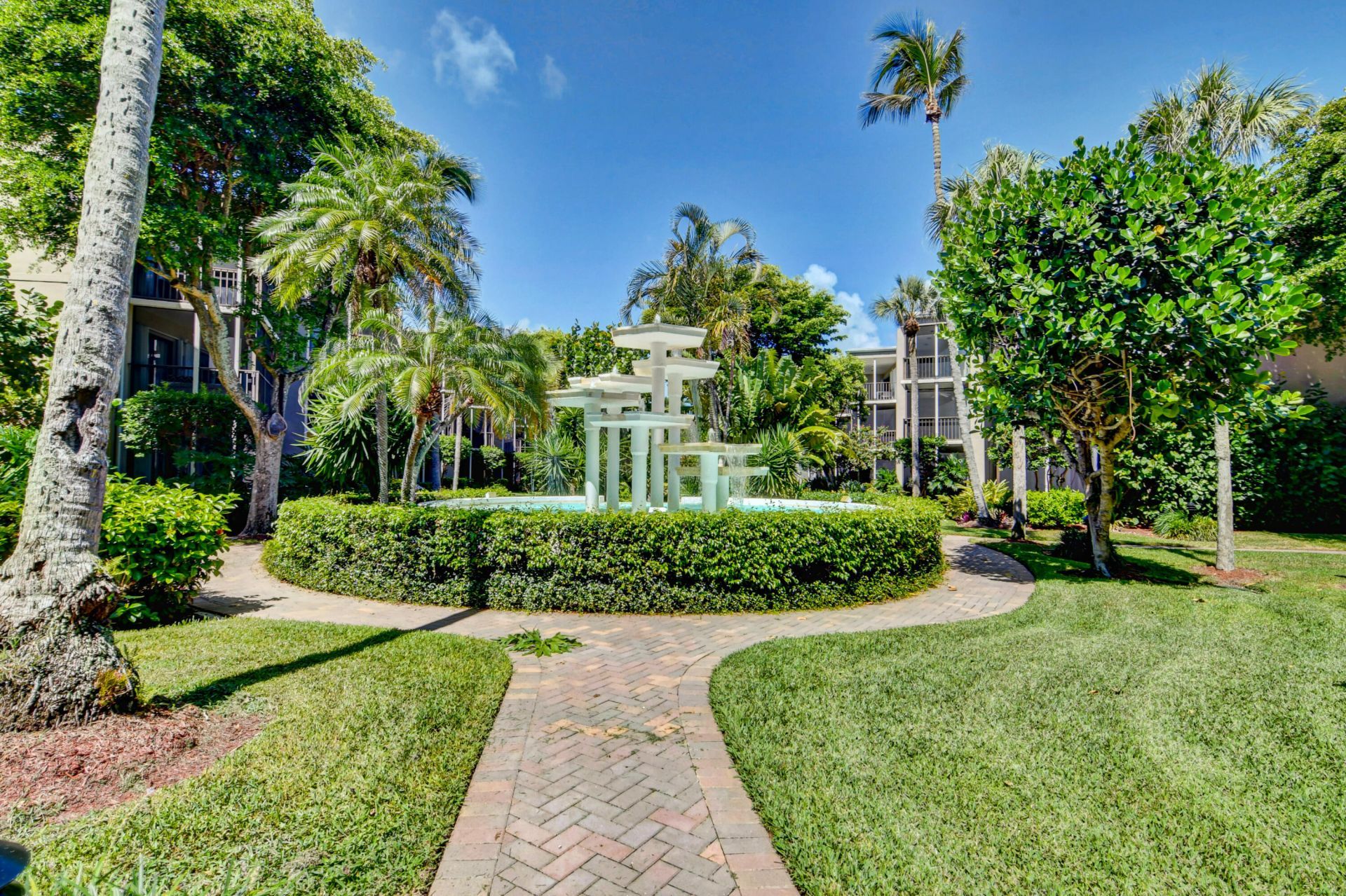 3605 S Ocean Boulevard, Unit 321, South Palm Beach, FL 33480 Photo