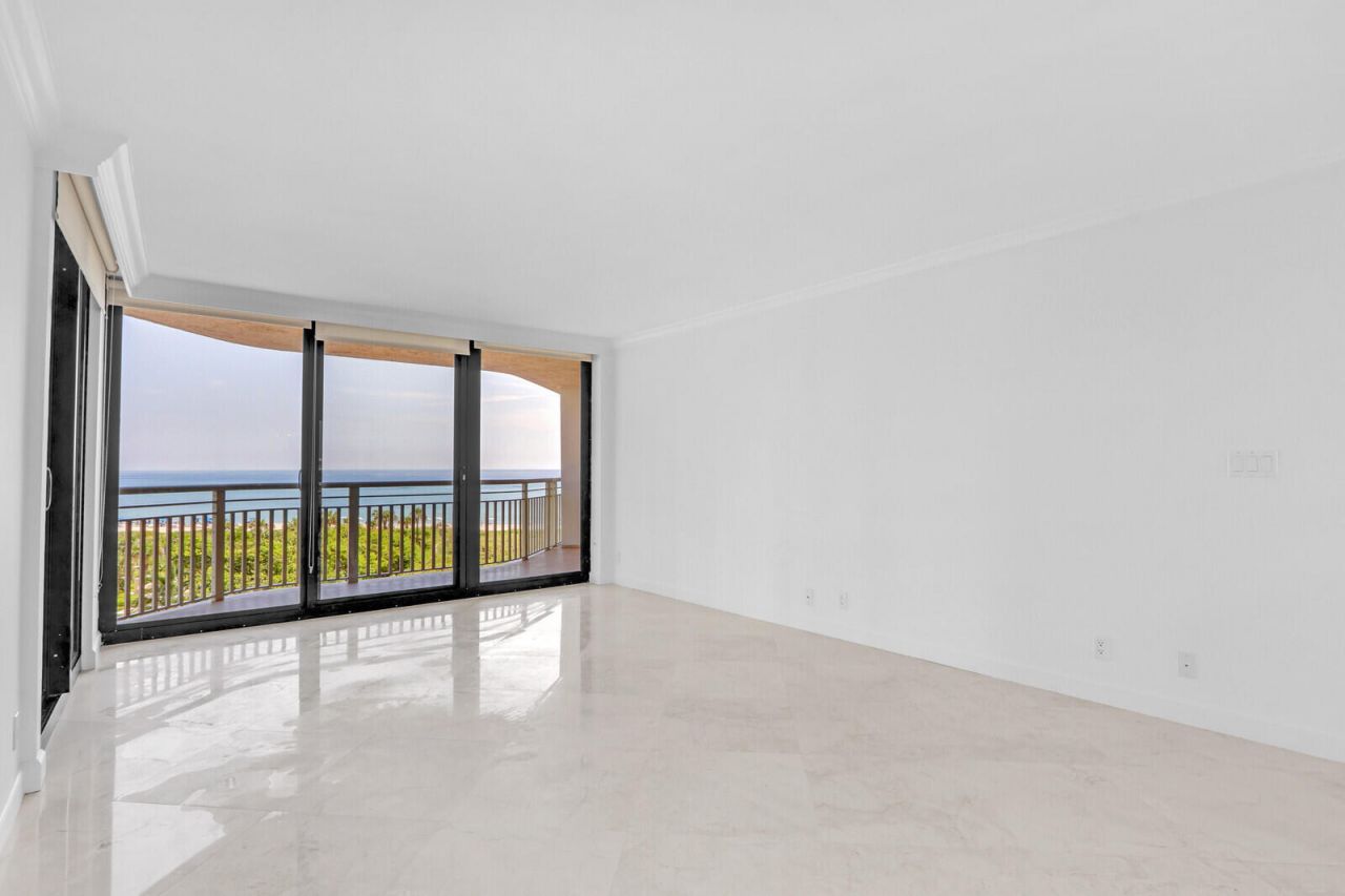 3000 N Ocean Drive, Unit 6A, Riviera Beach, FL 33404 Photo