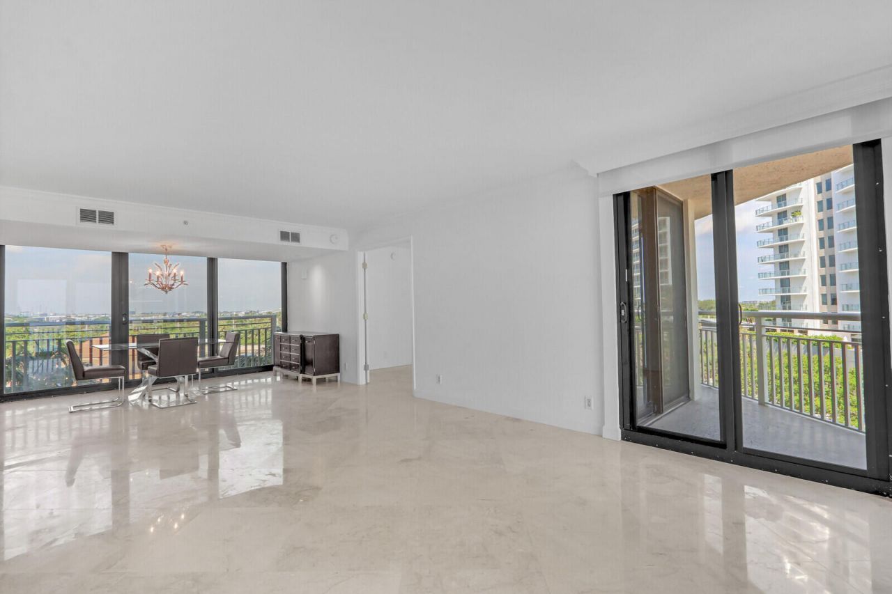 3000 N Ocean Drive, Unit 6A, Riviera Beach, FL 33404 Photo