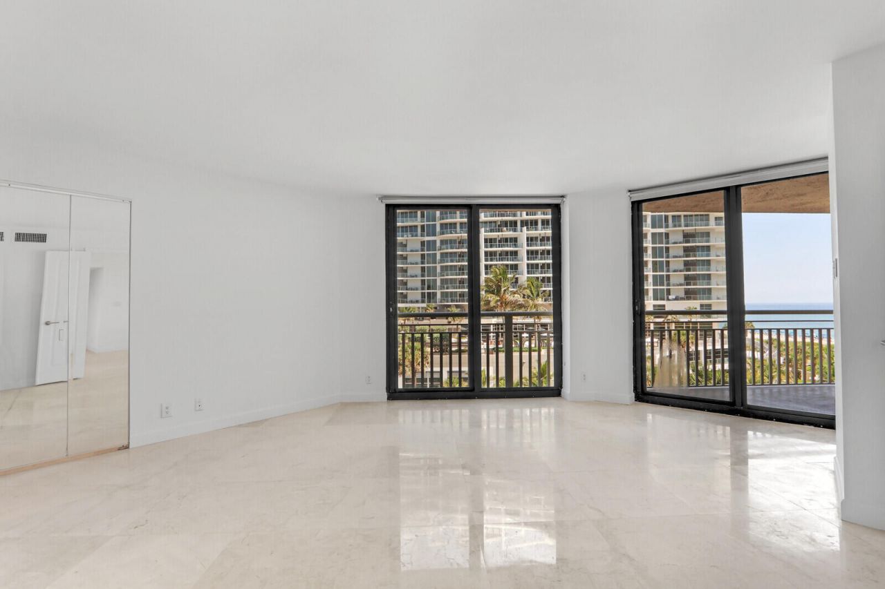 3000 N Ocean Drive, Unit 6A, Riviera Beach, FL 33404 Photo