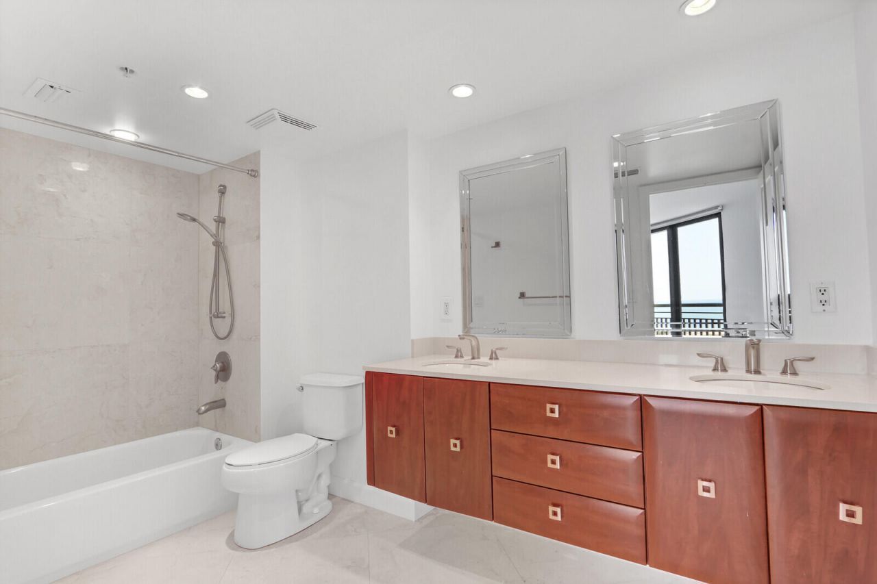 3000 N Ocean Drive, Unit 6A, Riviera Beach, FL 33404 Photo