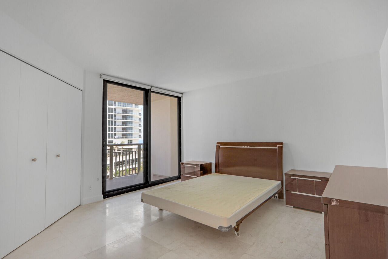 3000 N Ocean Drive, Unit 6A, Riviera Beach, FL 33404 Photo