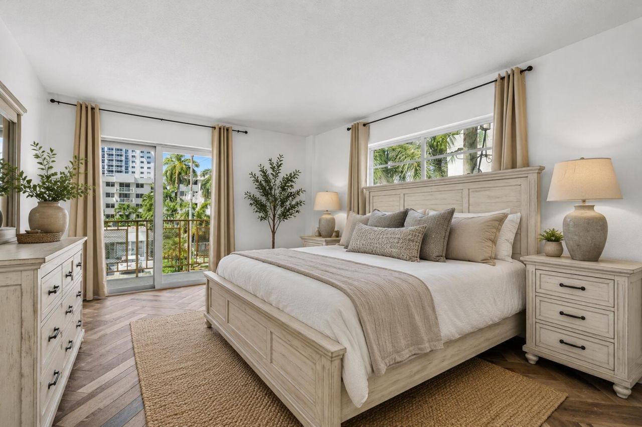 1340 Lincoln Road, Unit 308, Miami Beach, FL 33139 Photo