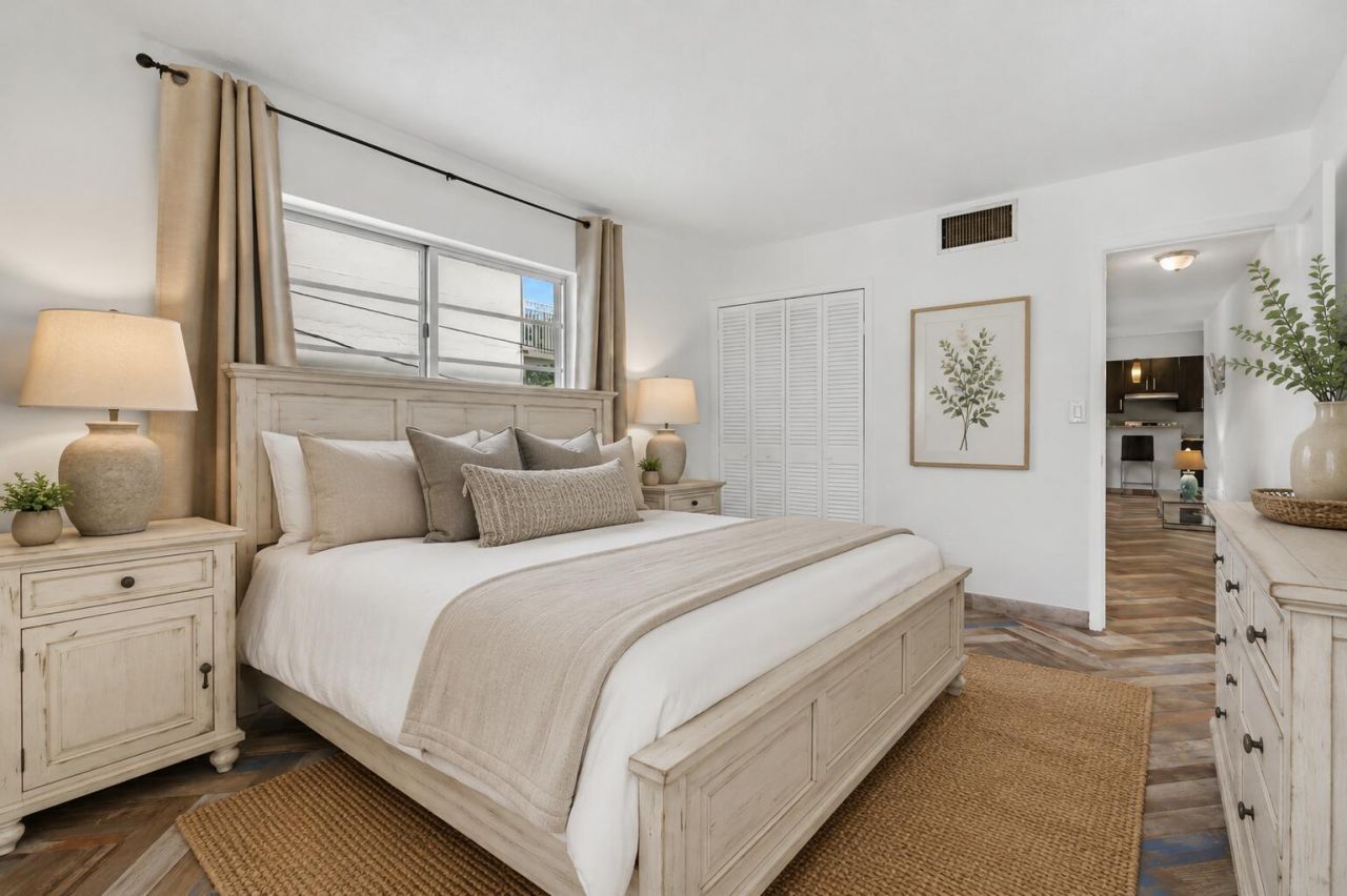 1340 Lincoln Road, Unit 308, Miami Beach, FL 33139 Photo