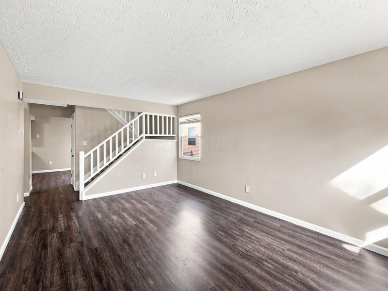 4947-4949 Kilconnel Drive, Columbus, OH 43221 Photo 3