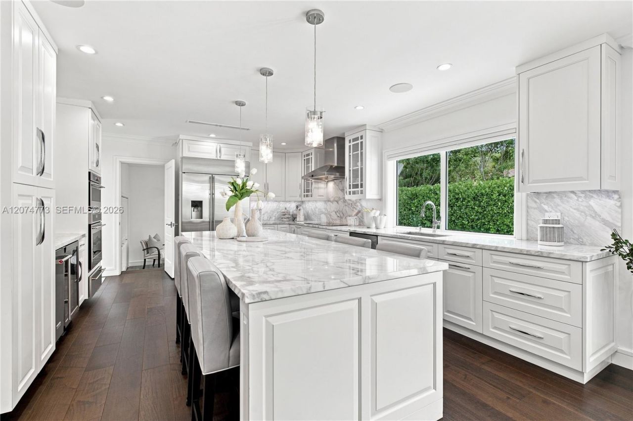 3267 Riviera Dr, Coral Gables, FL 33134 Photo