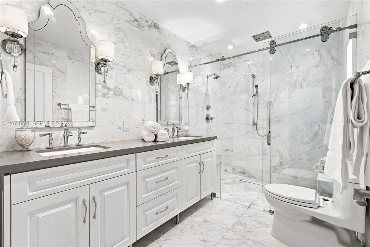 3267 Riviera Dr, Coral Gables, FL 33134 Photo