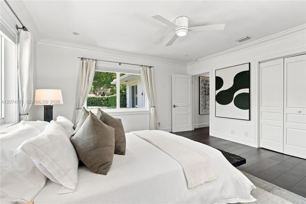 3267 Riviera Dr, Coral Gables, FL 33134 Photo