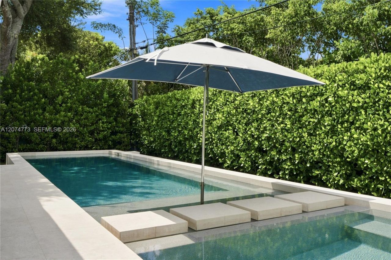 3267 Riviera Dr, Coral Gables, FL 33134 Photo
