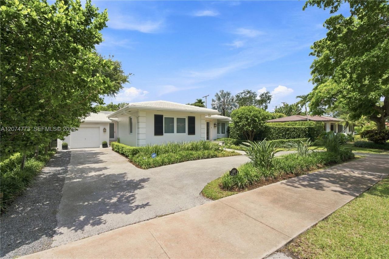 3267 Riviera Dr, Coral Gables, FL 33134 Photo