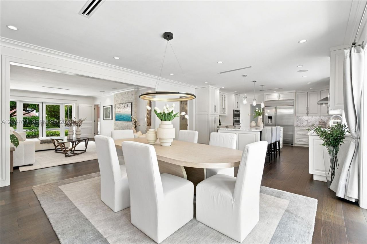3267 Riviera Dr, Coral Gables, FL 33134 Photo