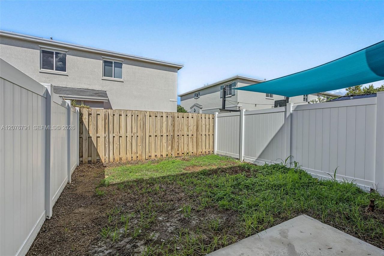 446 NW 11th Ave, Unit 446, Florida City, FL 33034 Photo