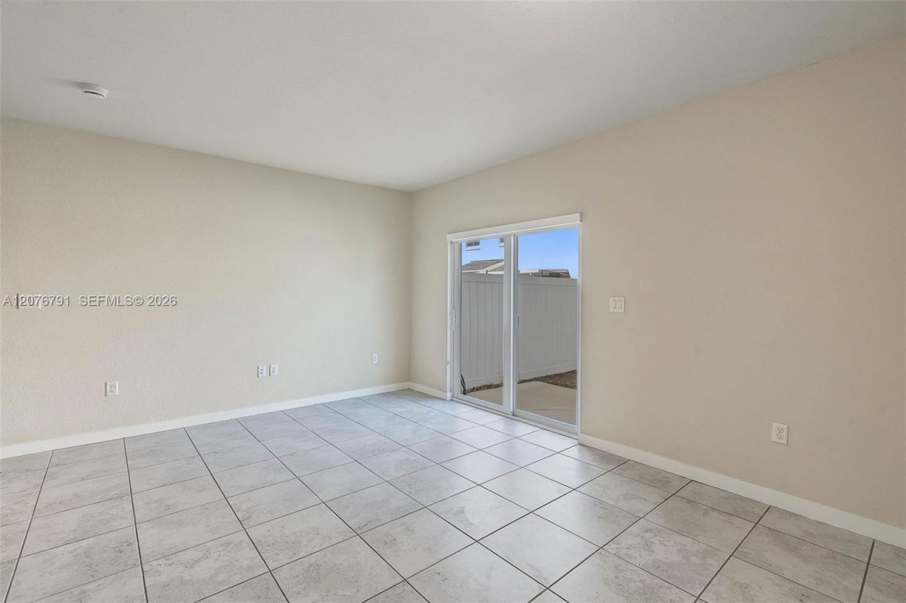 446 NW 11th Ave, Unit 446, Florida City, FL 33034 Photo