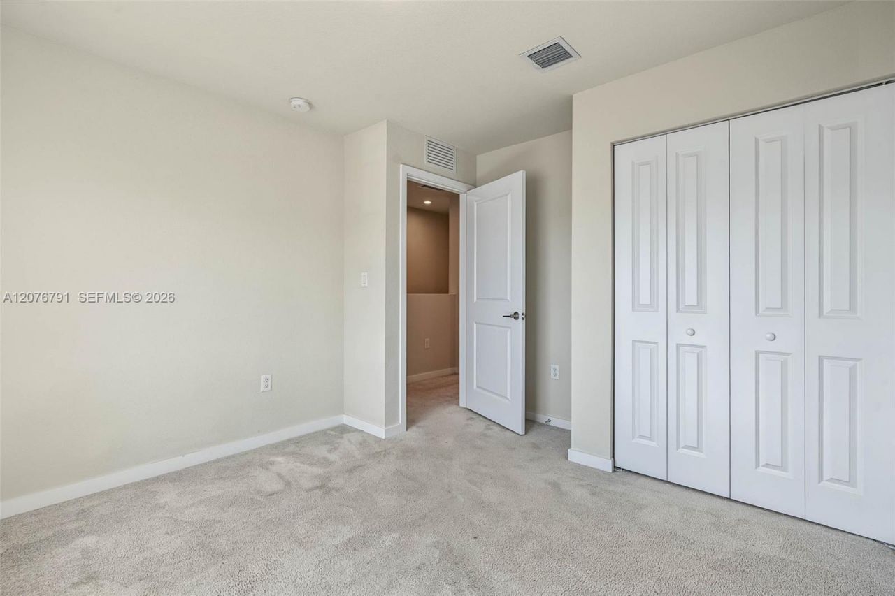 446 NW 11th Ave, Unit 446, Florida City, FL 33034 Photo