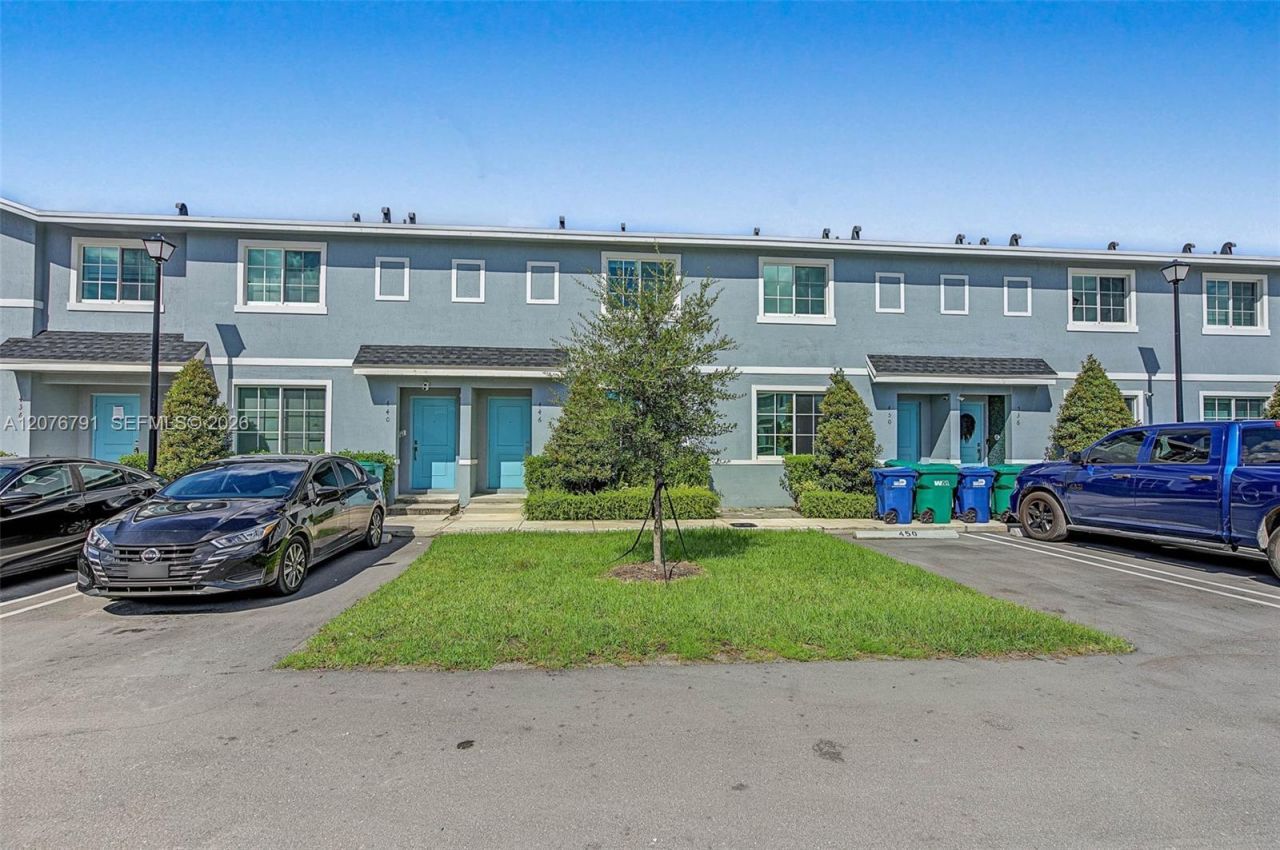 446 NW 11th Ave, Unit 446, Florida City, FL 33034 Photo