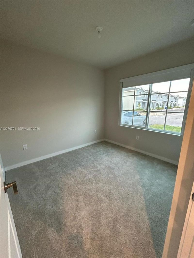 446 NW 11th Ave, Unit 446, Florida City, FL 33034 Photo