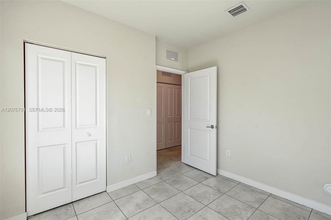 446 NW 11th Ave, Unit 446, Florida City, FL 33034 Photo