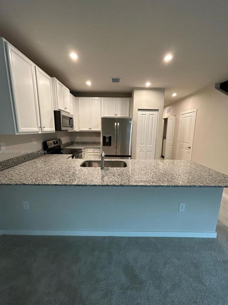 446 NW 11th Ave, Unit 446, Florida City, FL 33034 Photo