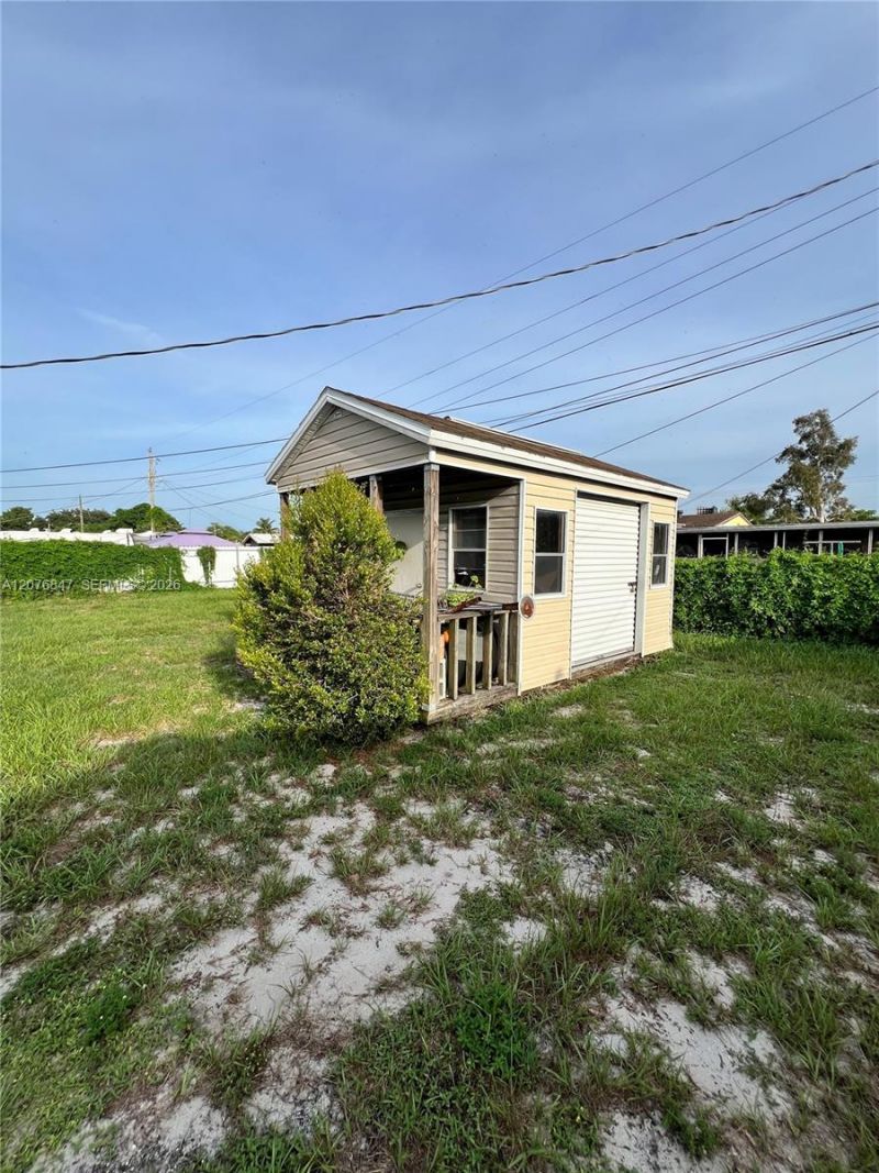 3530 NW 170th St , Miami Gardens, FL 33056 Photo