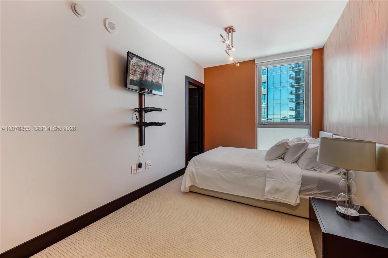 17001 Collins Ave , Unit 2508, Sunny Isles Beach, FL 33160 Photo