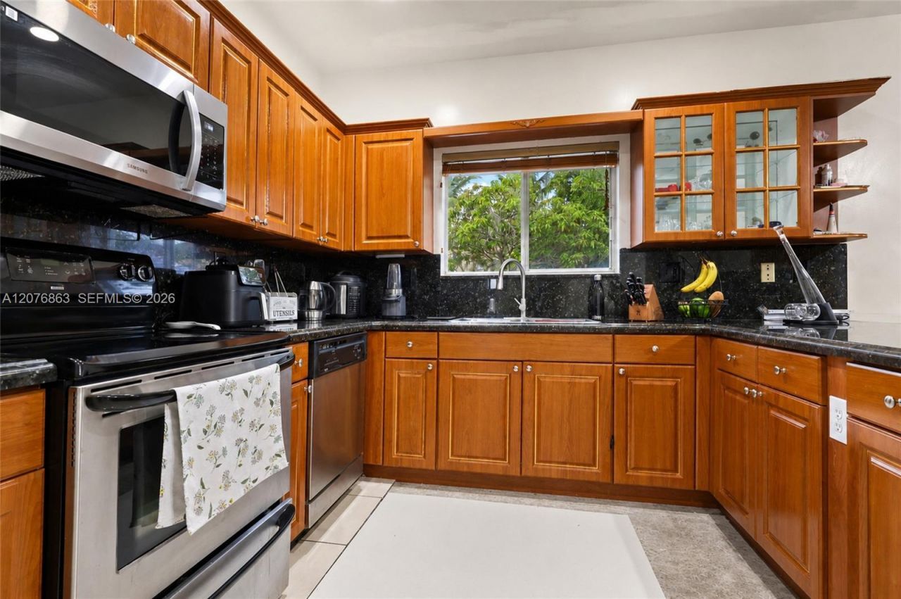 14465 SW 157th Path , Miami, FL 33196 Photo