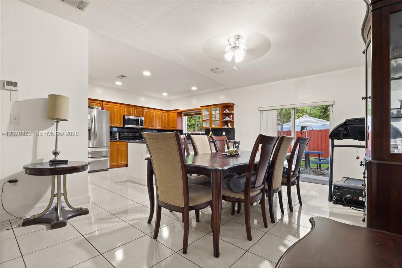 14465 SW 157th Path , Miami, FL 33196 Photo