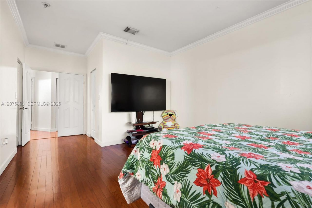 14465 SW 157th Path , Miami, FL 33196 Photo