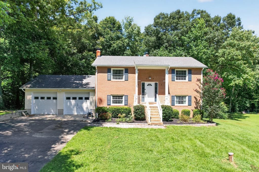 42544 ANNE COURT , HOLLYWOOD, MD 20636