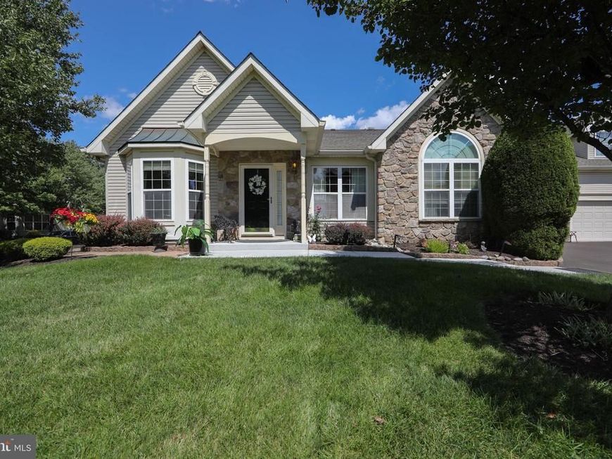 38 Shady Brook Drive, Unit 66, Langhorne, PA 19047 Main Photo