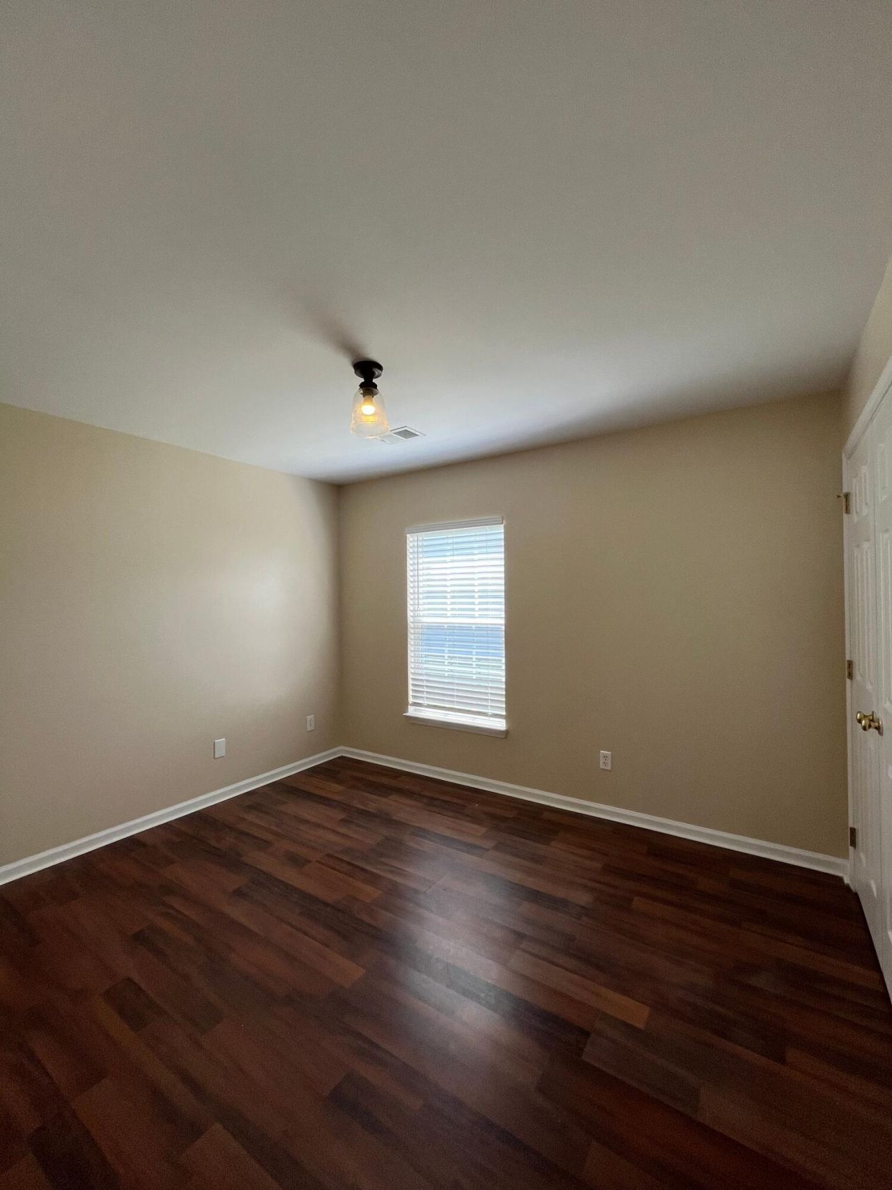 111 Thistle Road Photo 15