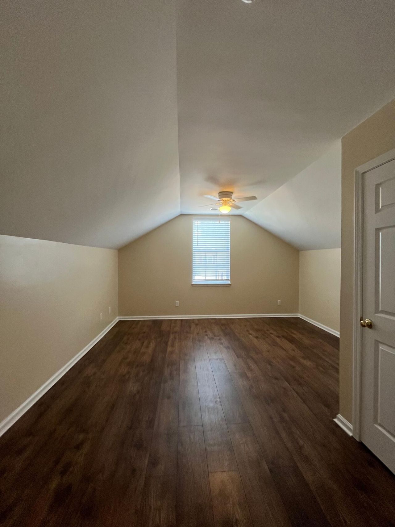 111 Thistle Road Photo 17