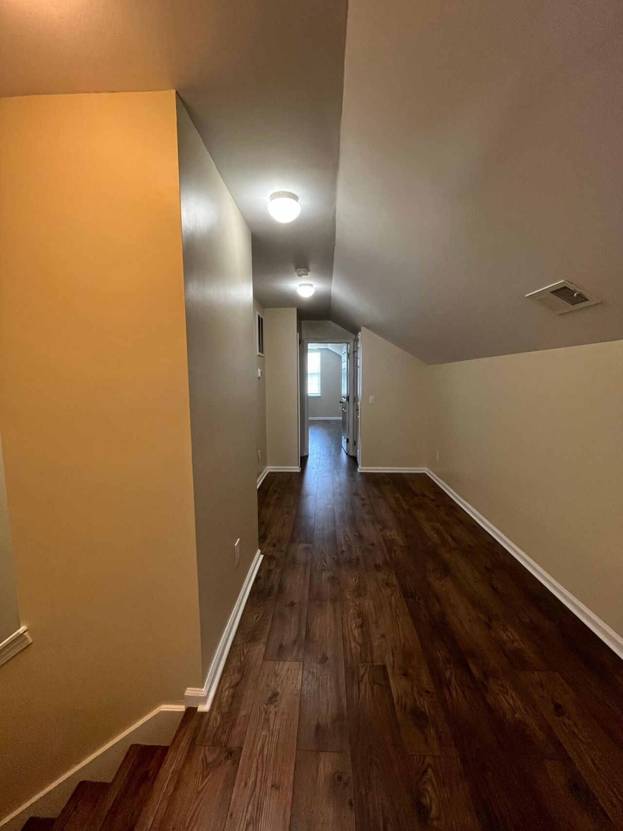 111 Thistle Road Photo 18