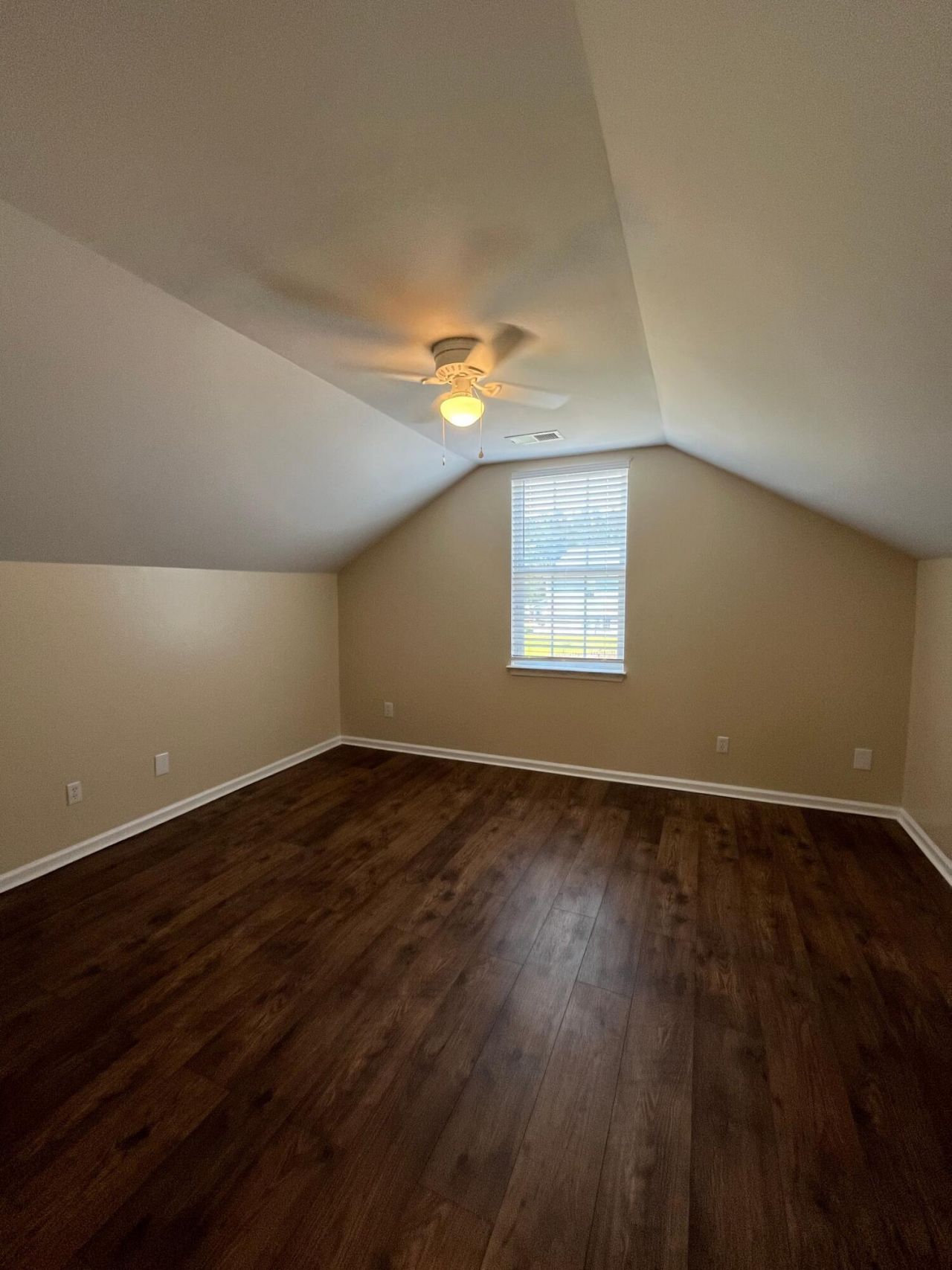 111 Thistle Road Photo 21