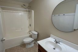 111 Thistle Road photo 4
