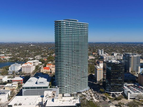 400 CENTRAL AVENUE , Unit 1704, ST PETERSBURG, FL 33701