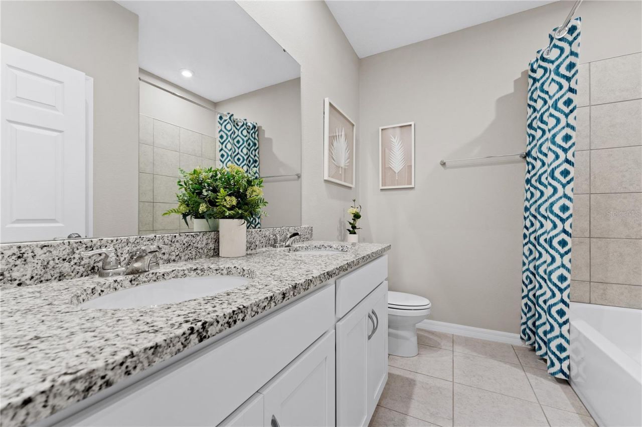 9198 Harris Hawk Drive , Leesburg, FL 34788 Photo