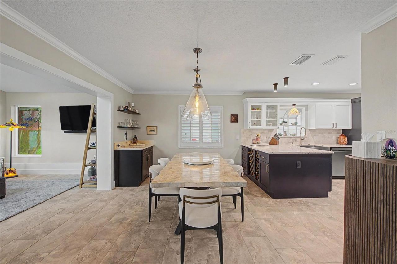 704 Bayshore Drive, Tarpon Springs, FL 34689 Photo