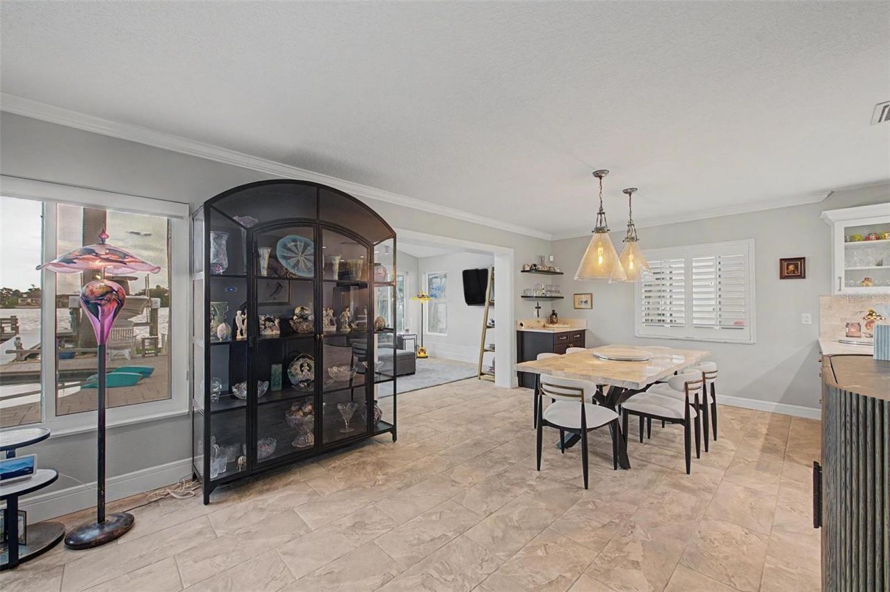 704 Bayshore Drive, Tarpon Springs, FL 34689 Photo