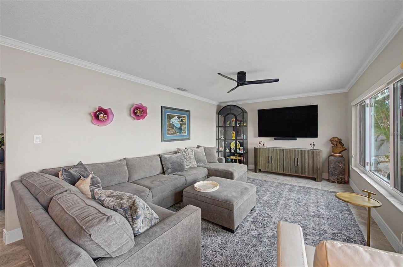 704 Bayshore Drive, Tarpon Springs, FL 34689 Photo