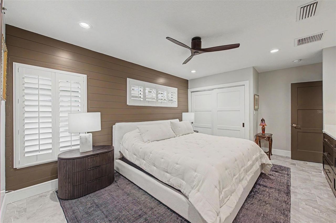 704 Bayshore Drive, Tarpon Springs, FL 34689 Photo