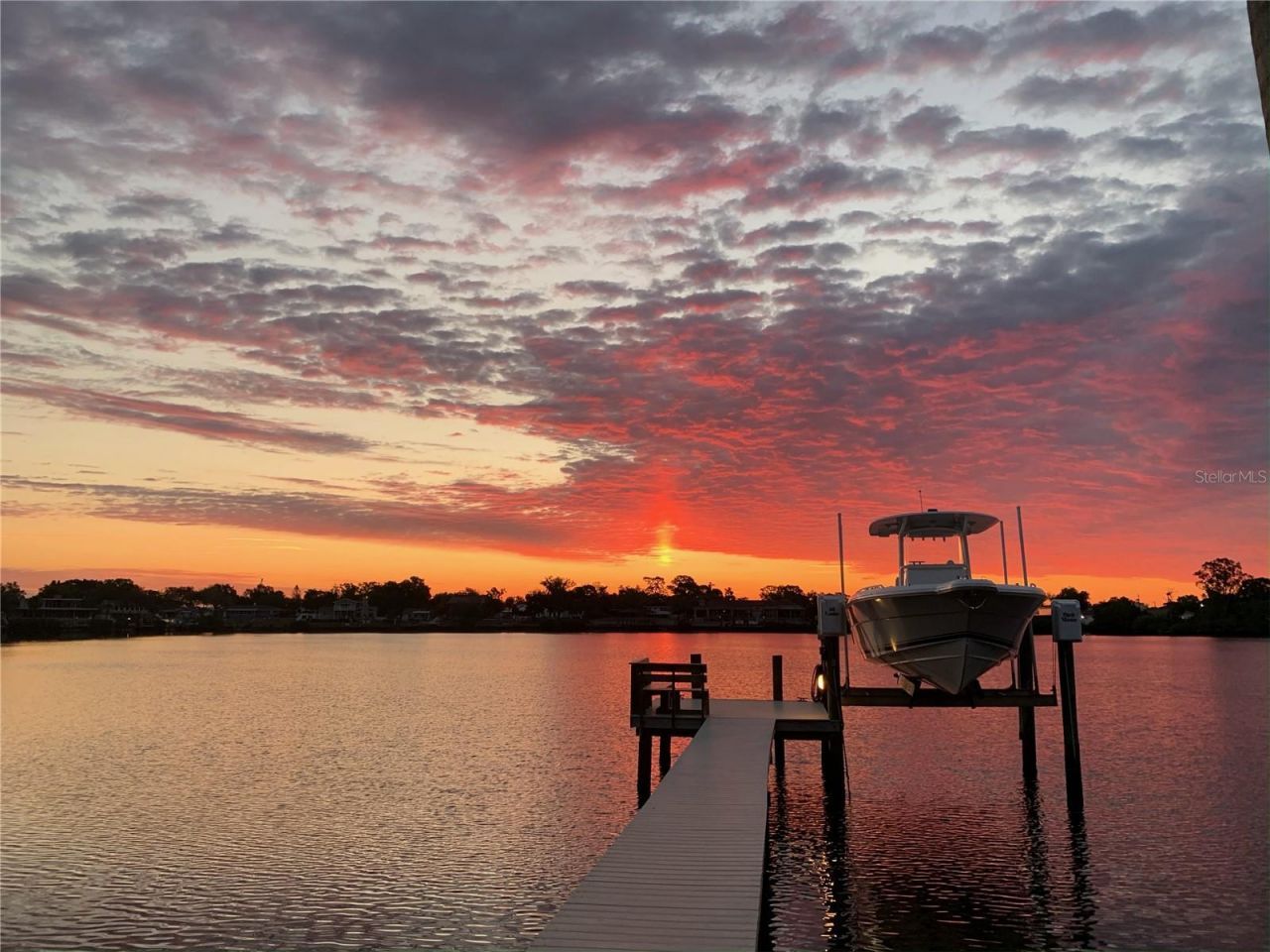 704 Bayshore Drive, Tarpon Springs, FL 34689 Photo
