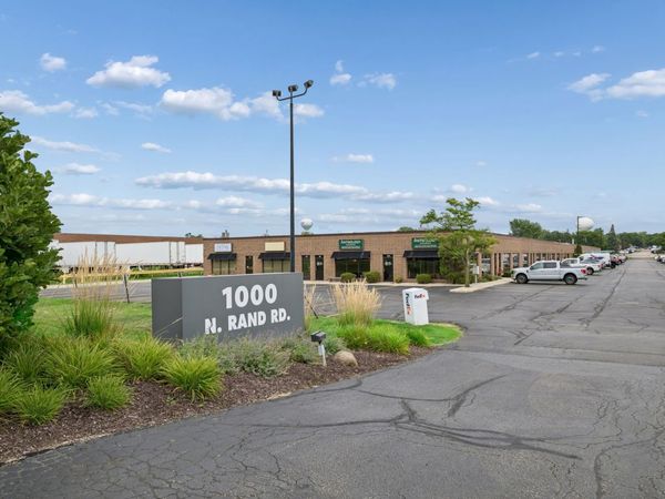 1000 North Rand Road, Unit 110, Wauconda, IL 60084