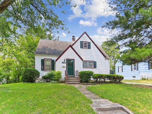 17952 Highland Avenue , Homewood, IL 60430