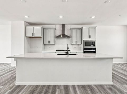 Main Photo