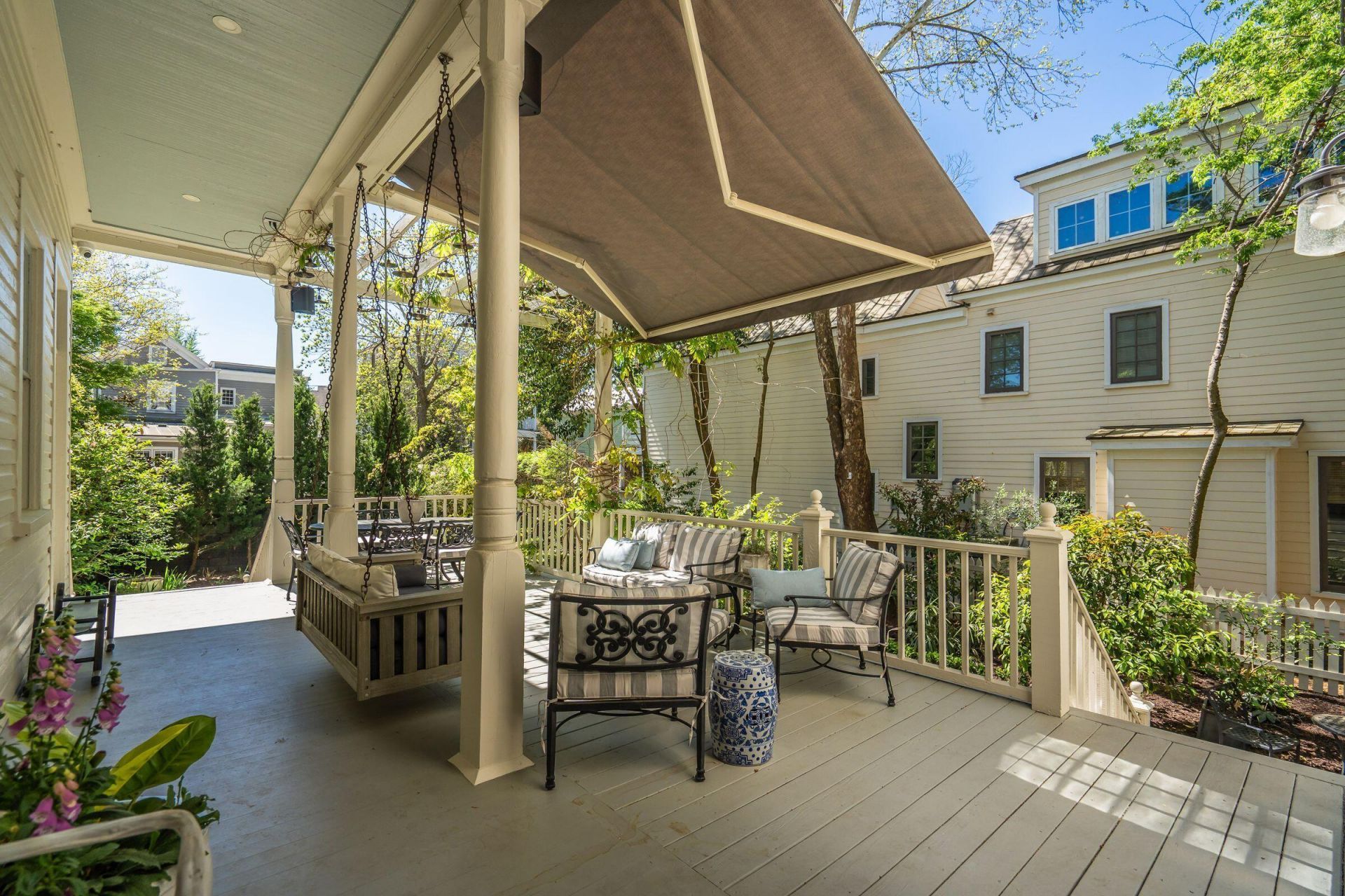67 Warren Street Photo 34