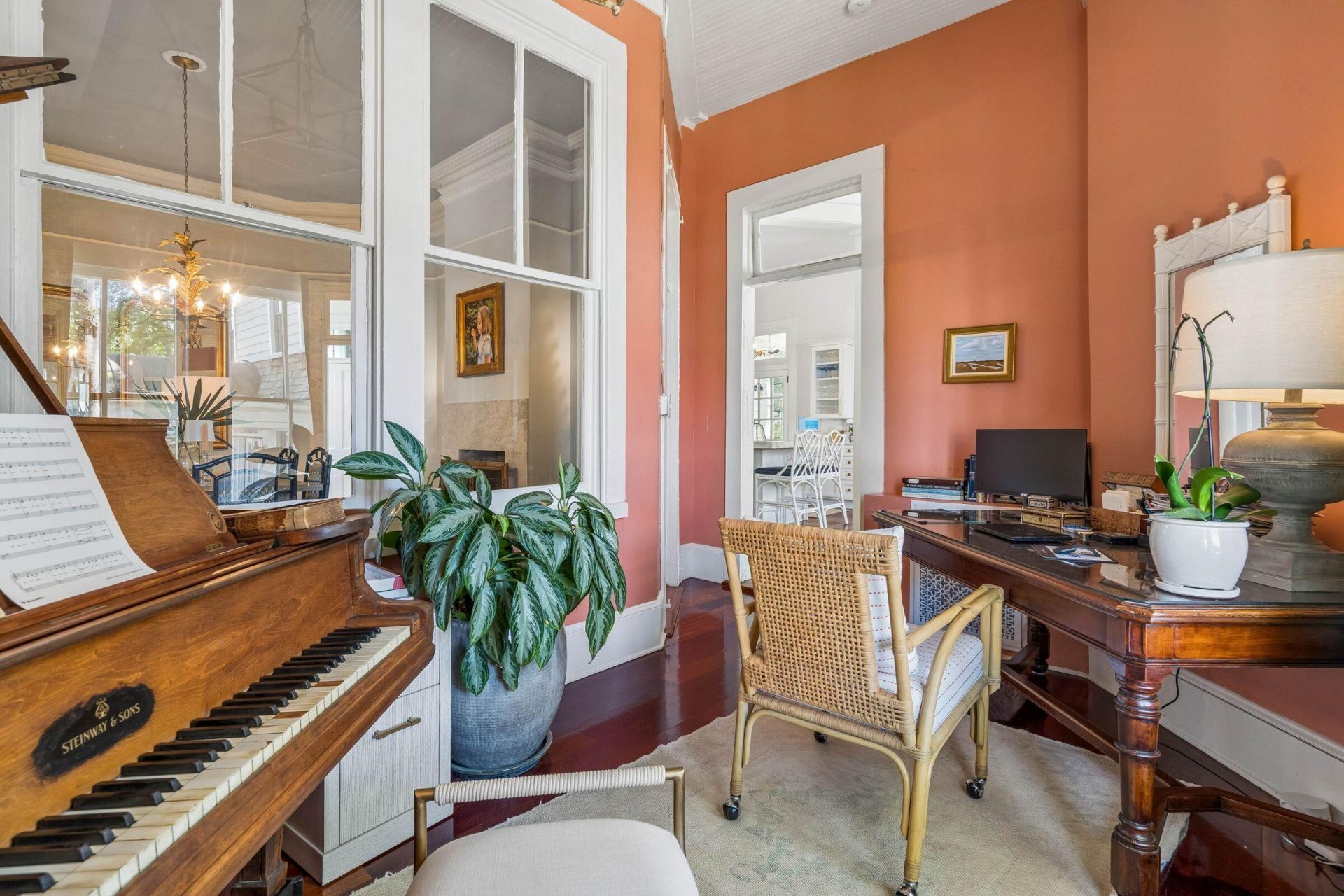 67 Warren Street Photo 36