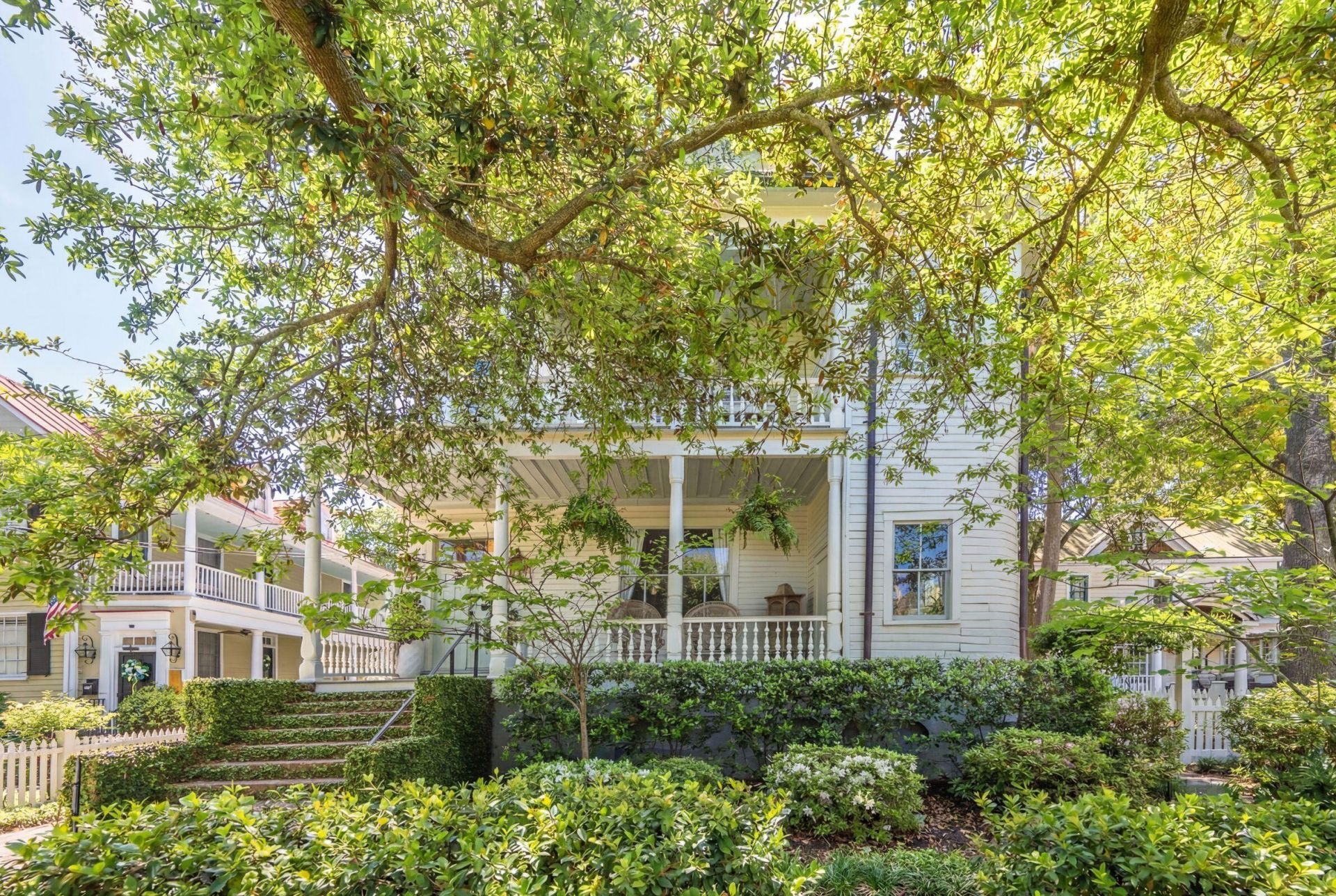 67 Warren Street Photo 6