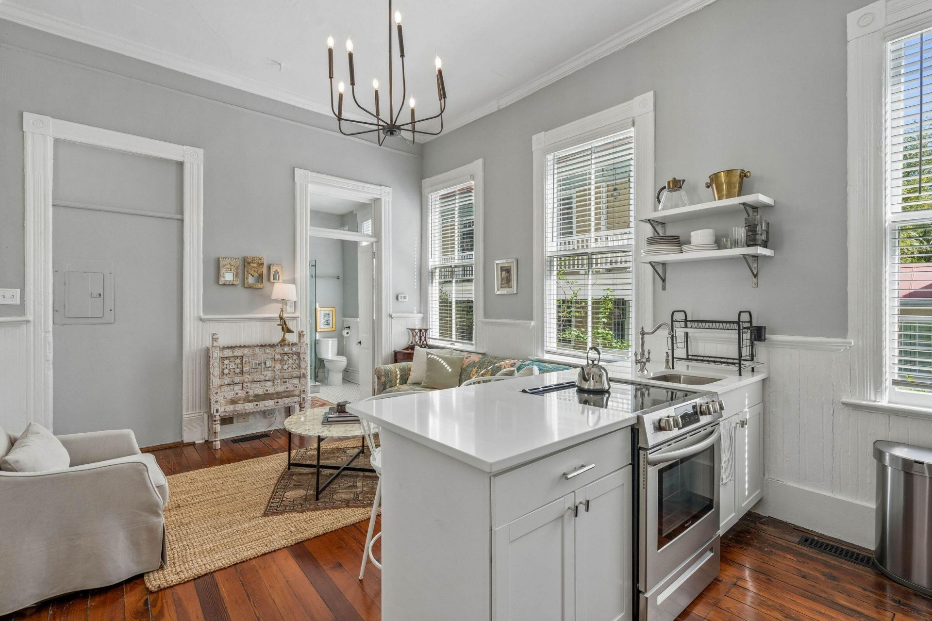 67 Warren Street Photo 73