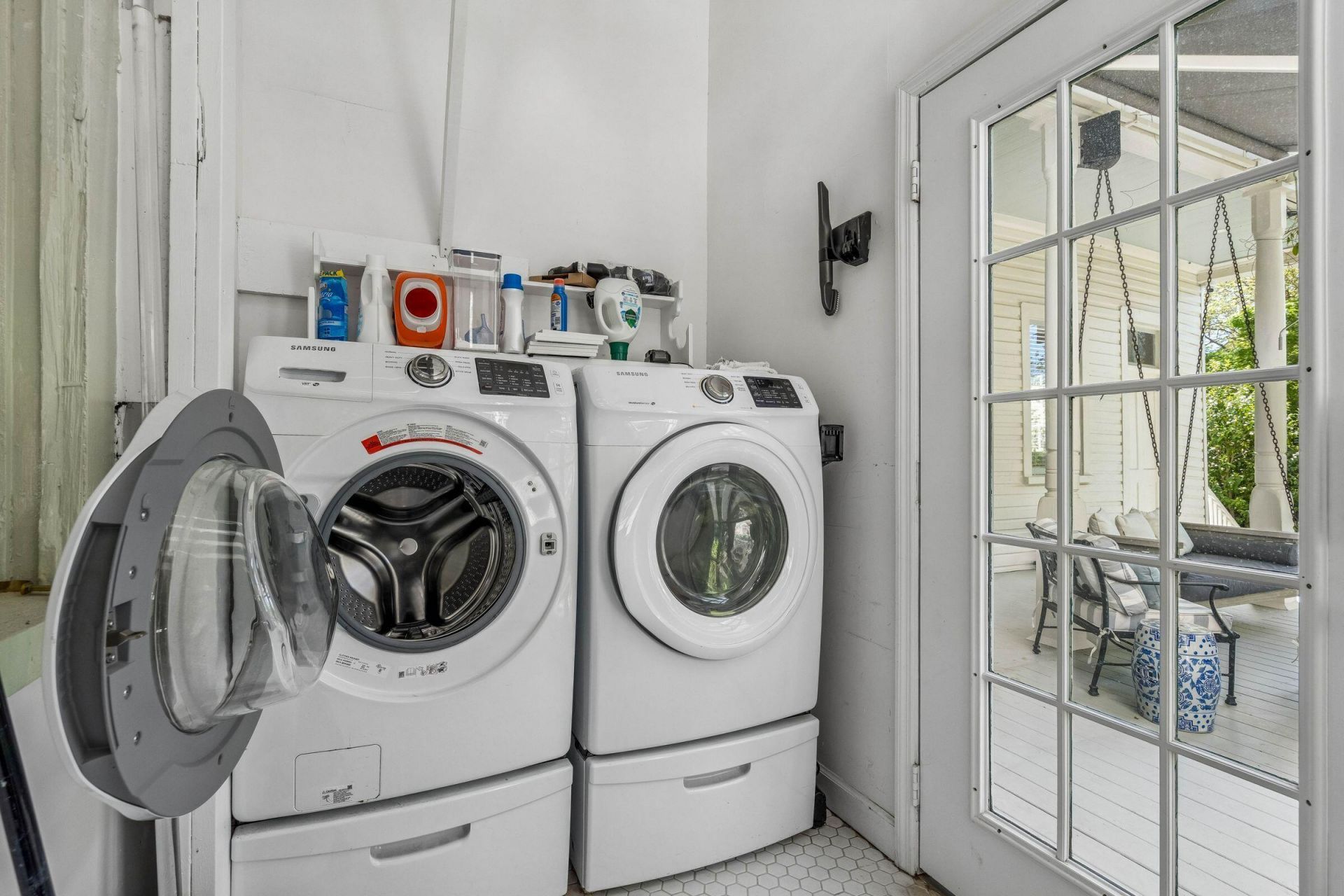 67 Warren Street Photo 88